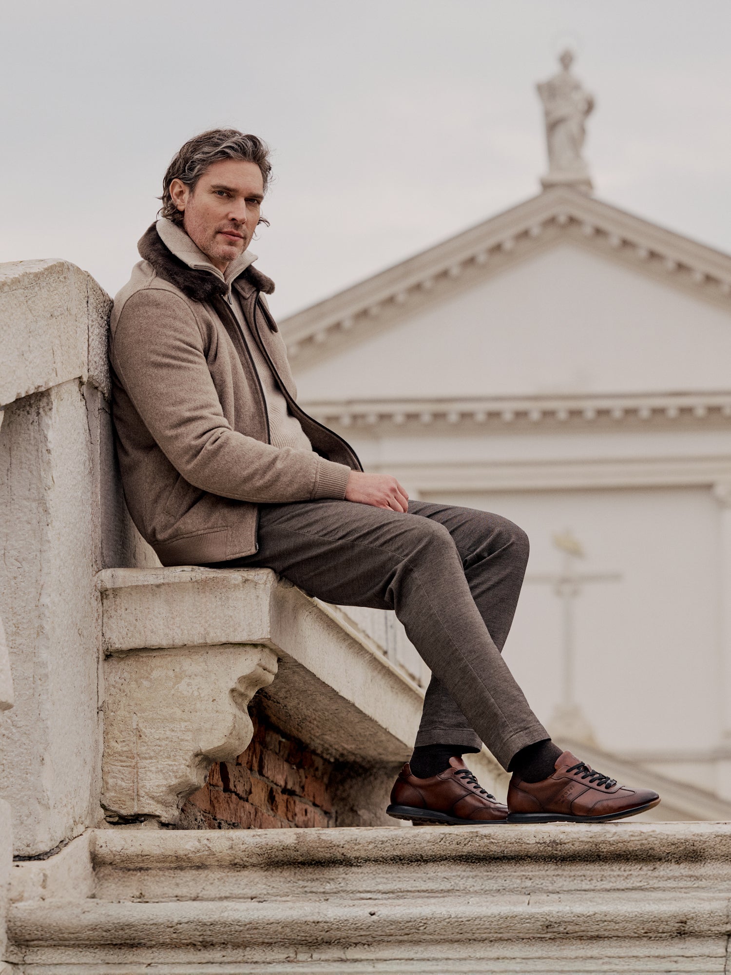 Leather Sneaker brown