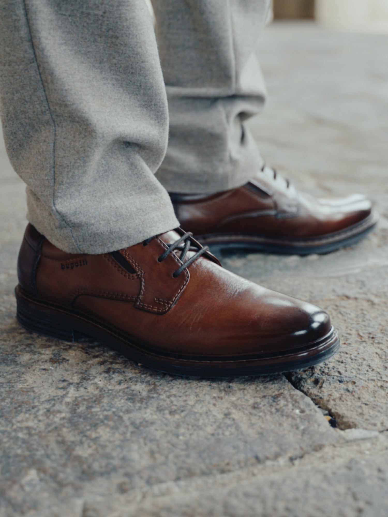 Leder Business Schnürer cognac