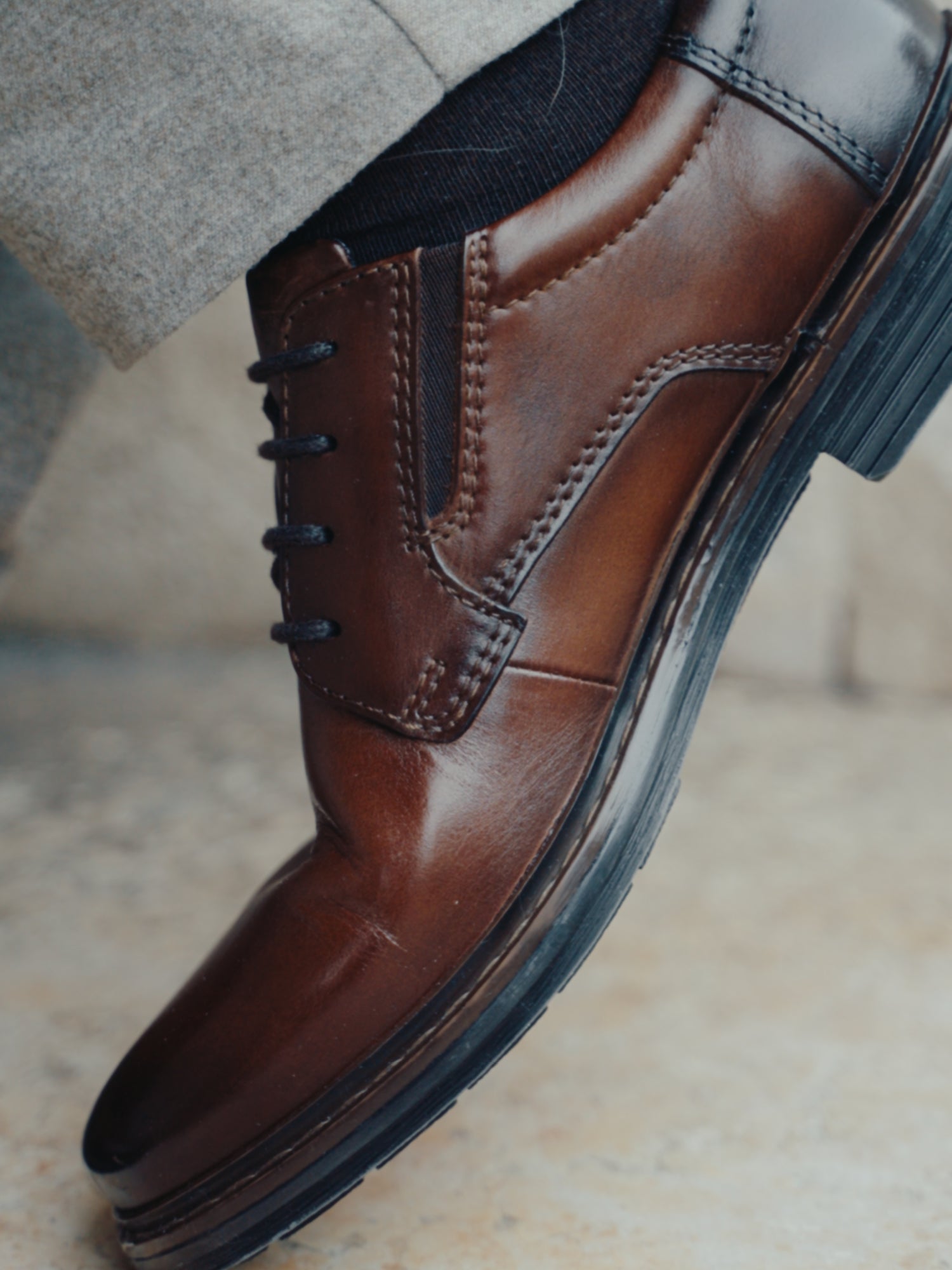 Leder Business Schnürer cognac