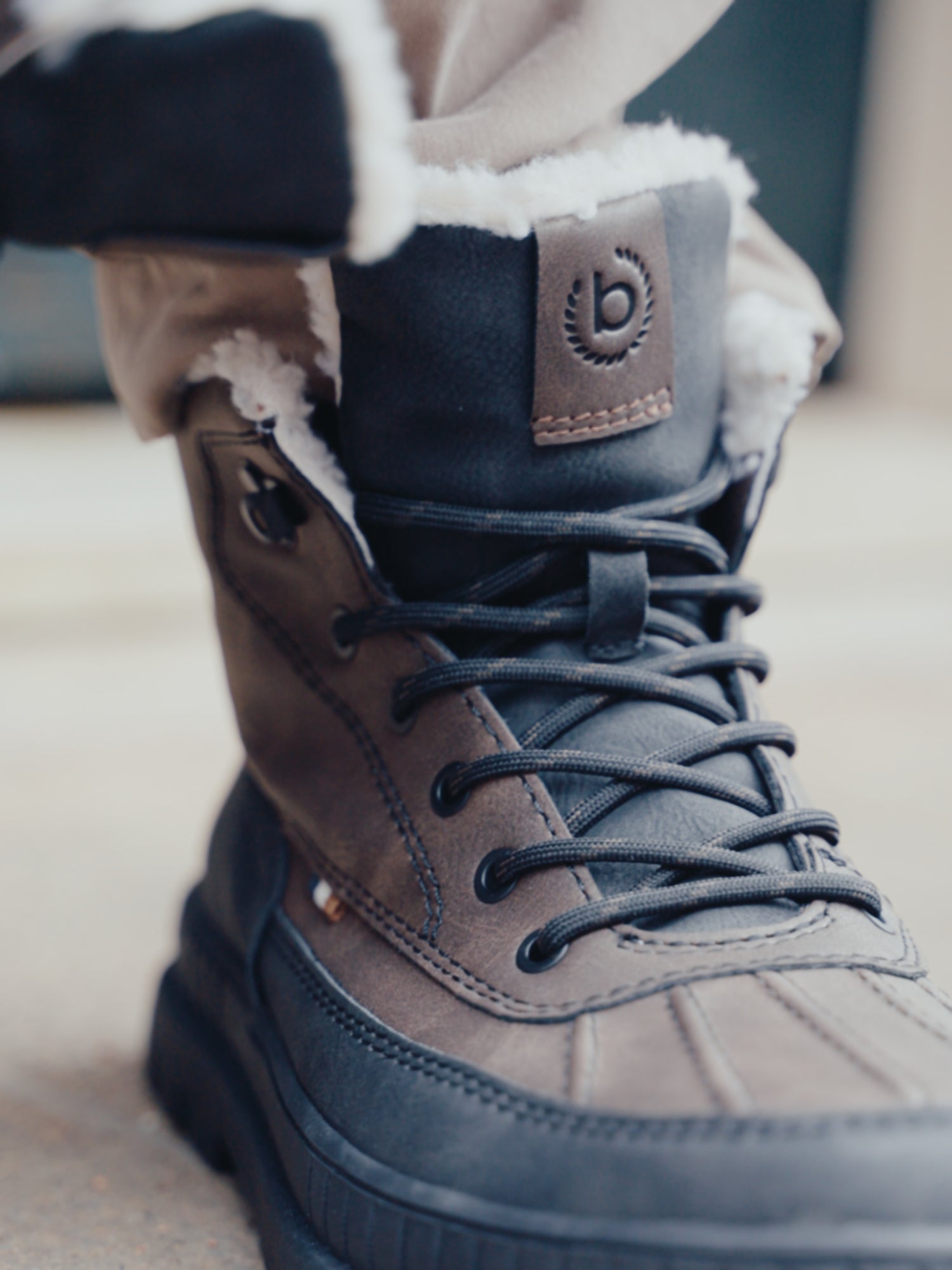 Schnürstiefel braun