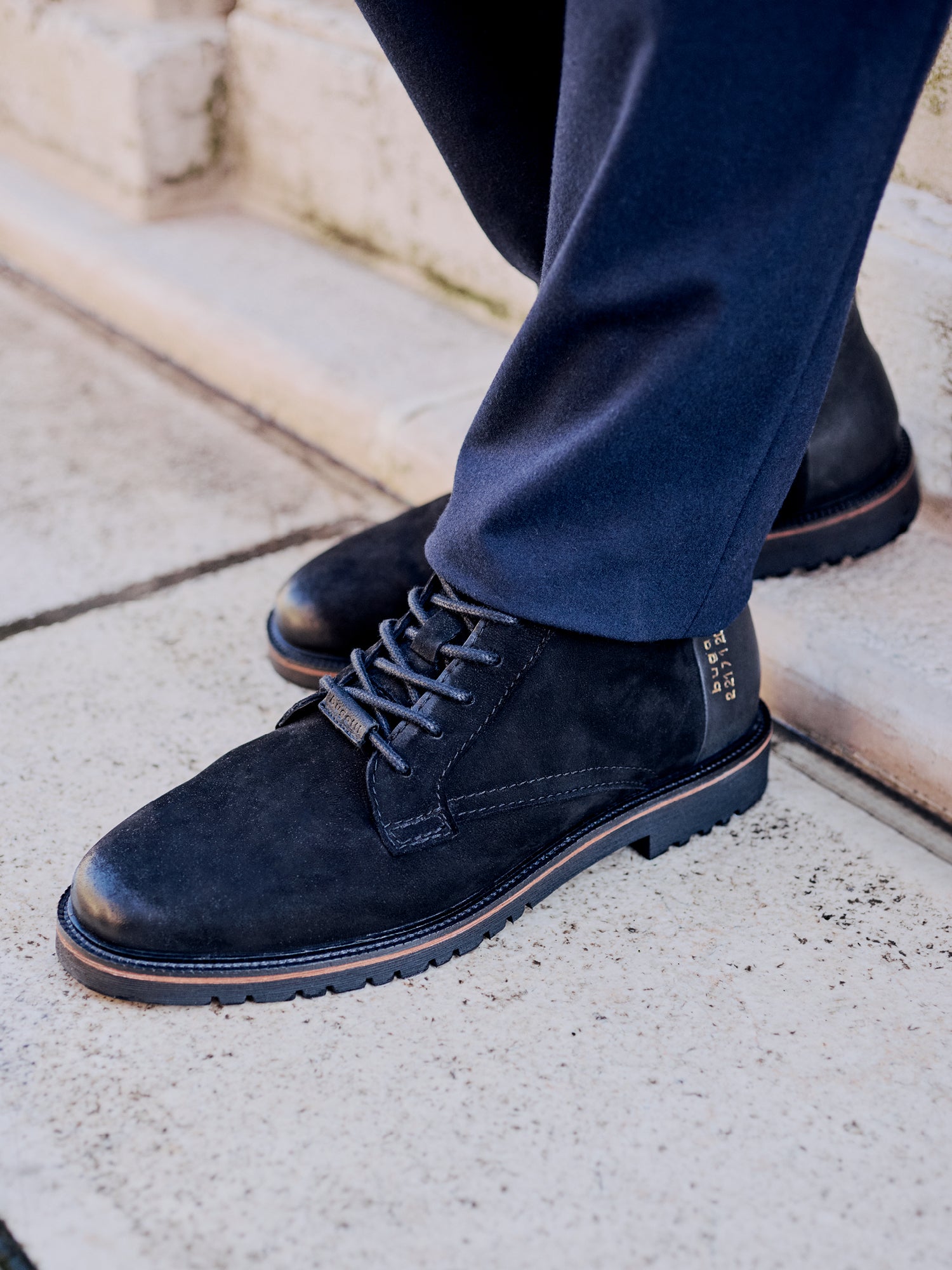 Leather Lace-up Boots black