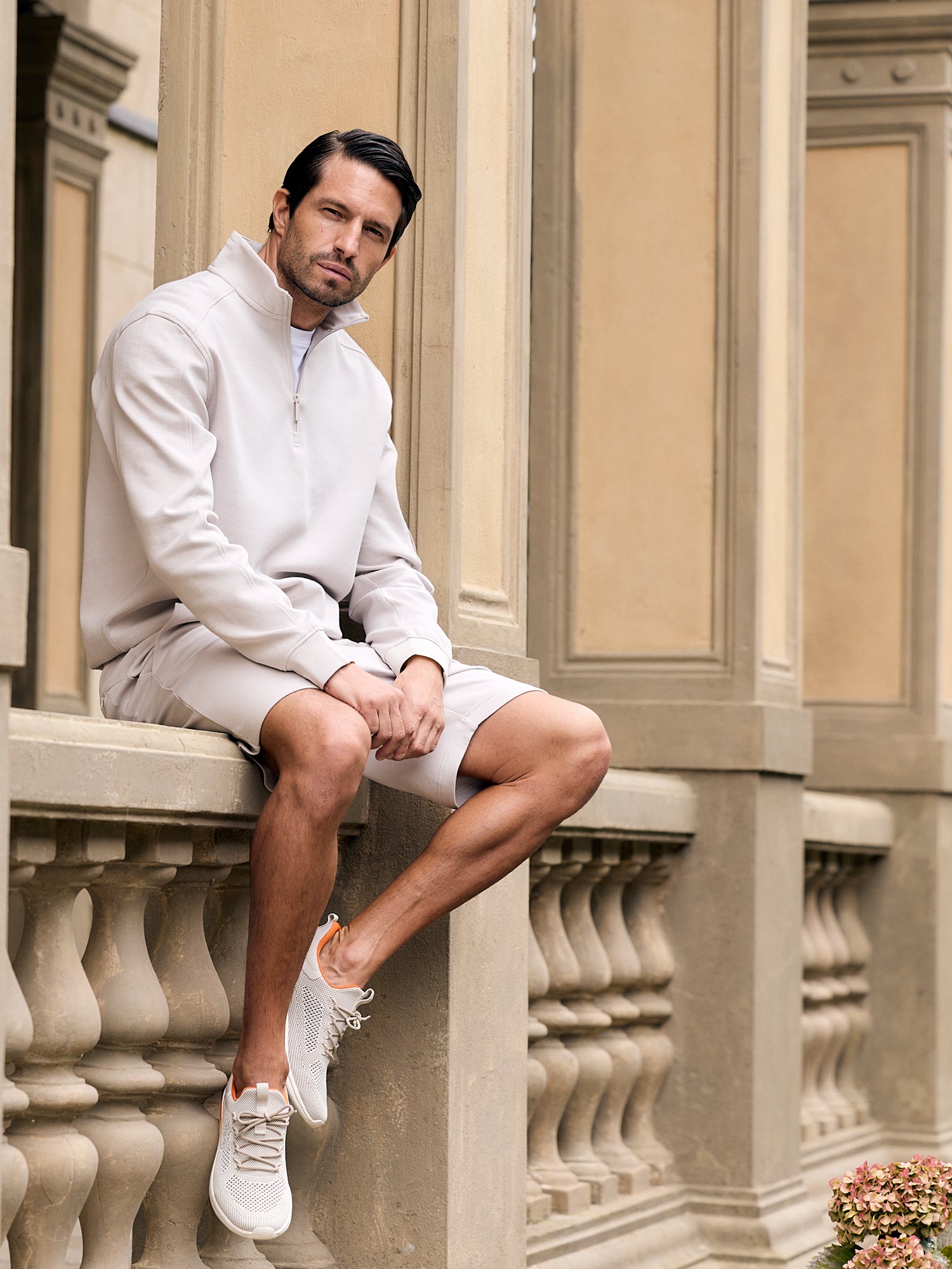 Sneaker beige