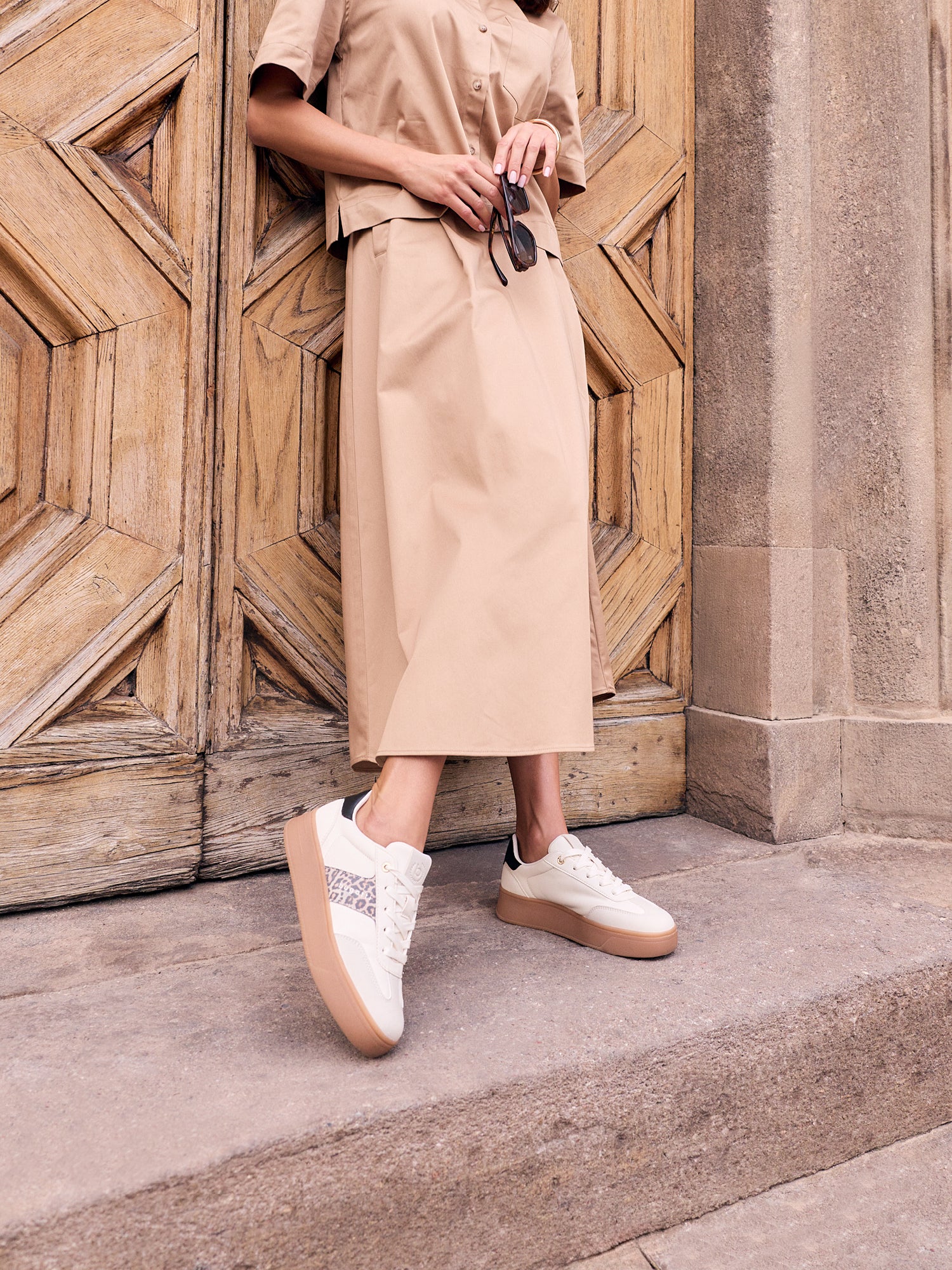 Baskets beige