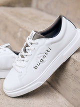 Sneaker white