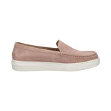 Moccasin pink